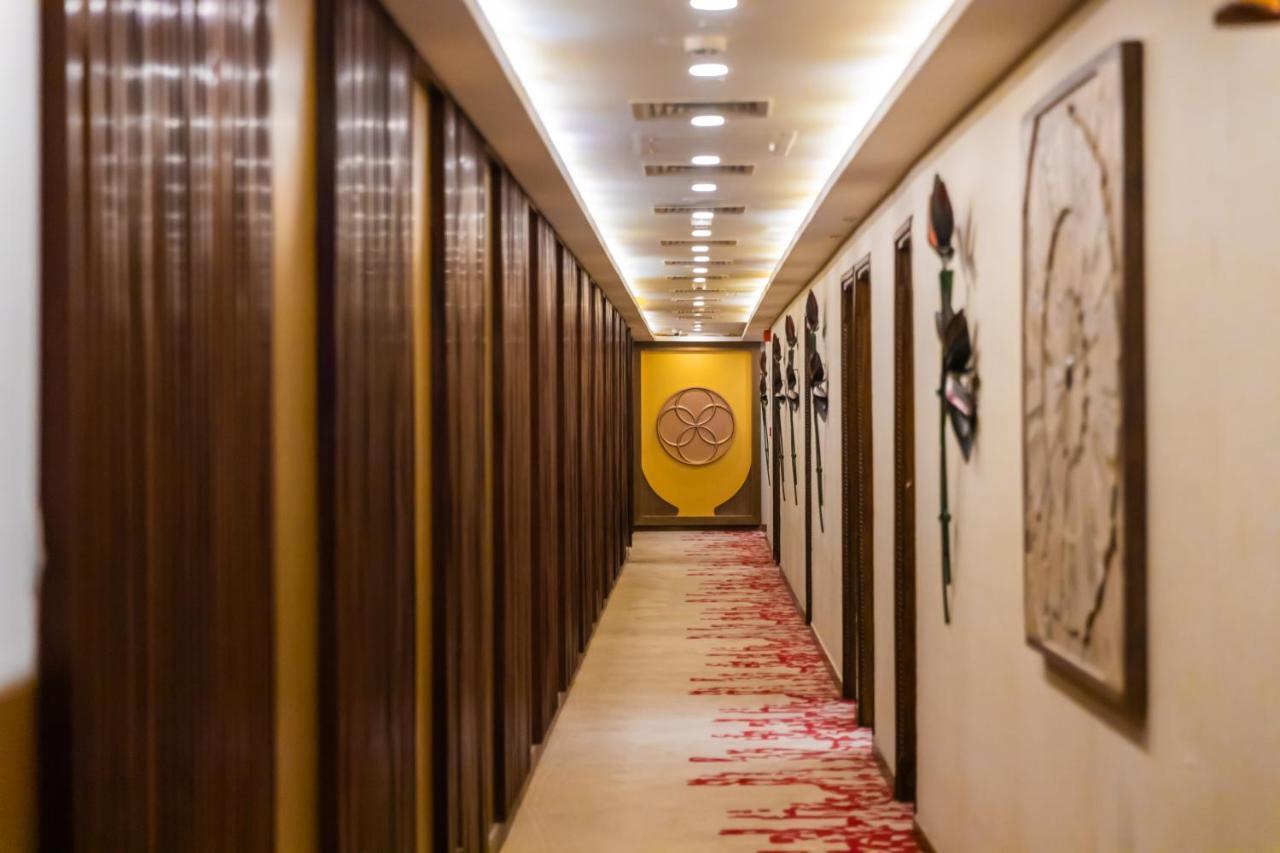 Hotel Shanti Palace Mahipalpur New Delhi Eksteriør bilde