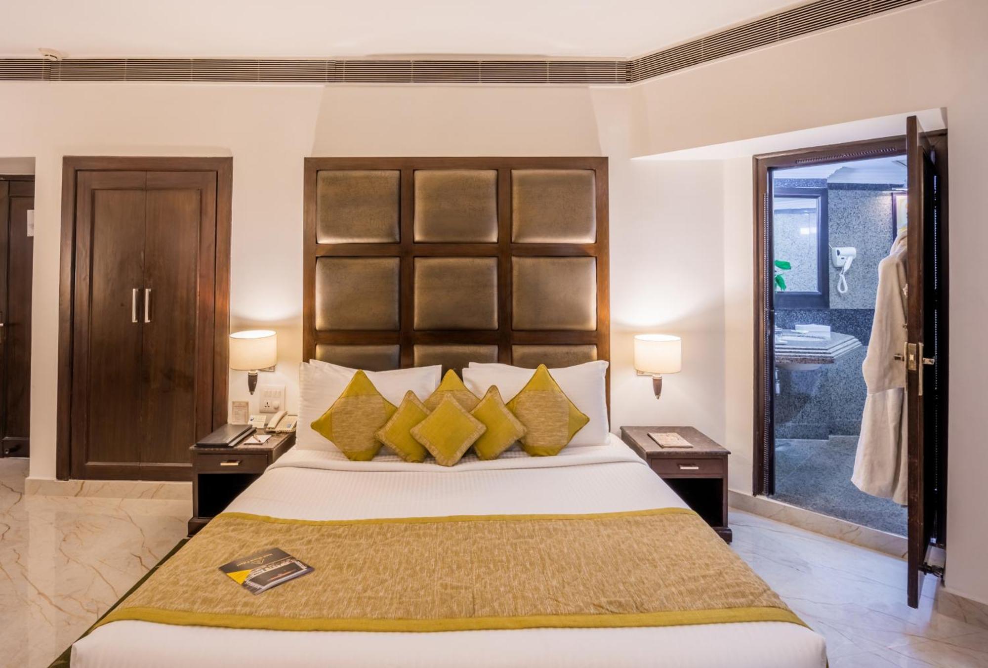 Hotel Shanti Palace Mahipalpur New Delhi Eksteriør bilde
