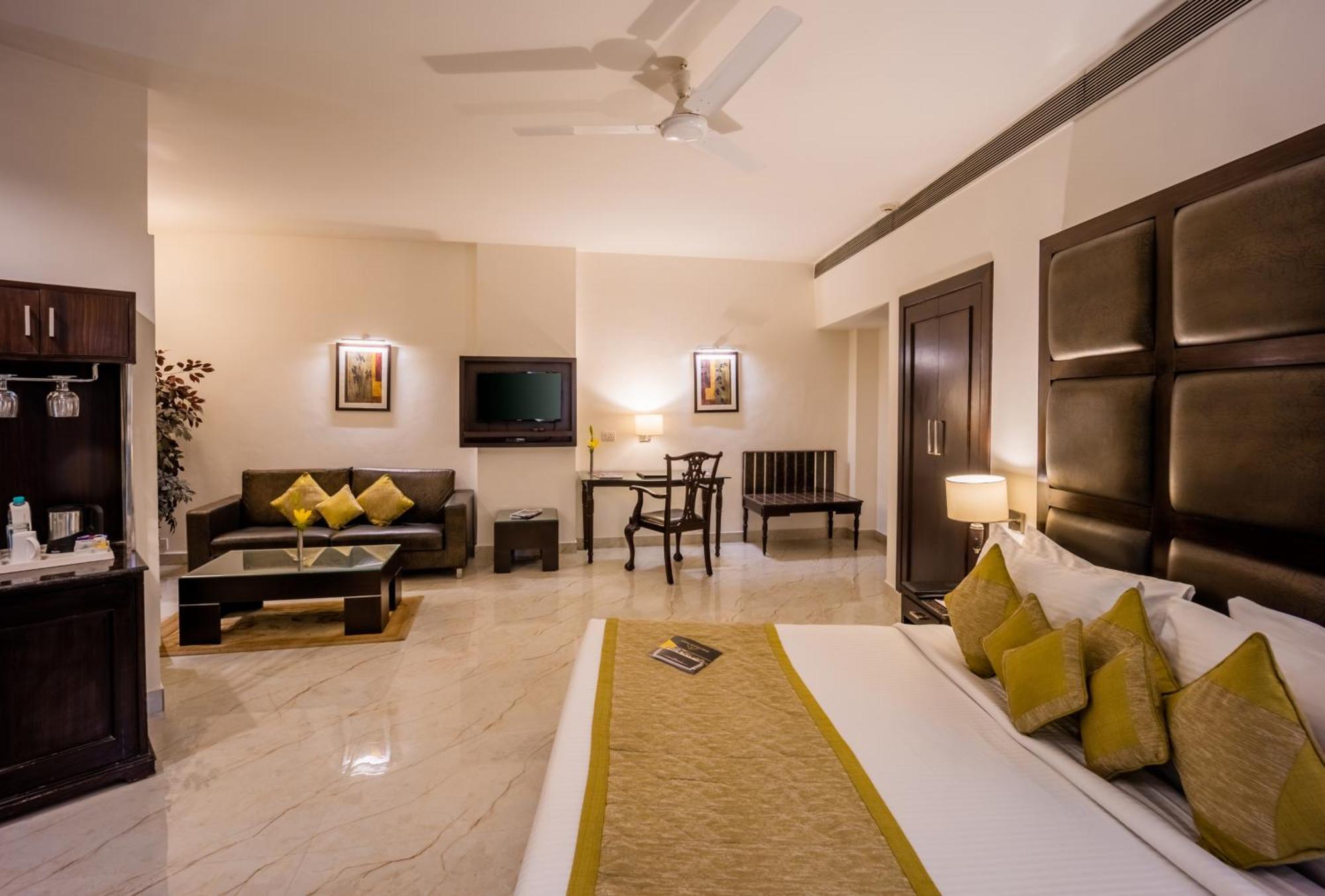 Hotel Shanti Palace Mahipalpur New Delhi Eksteriør bilde