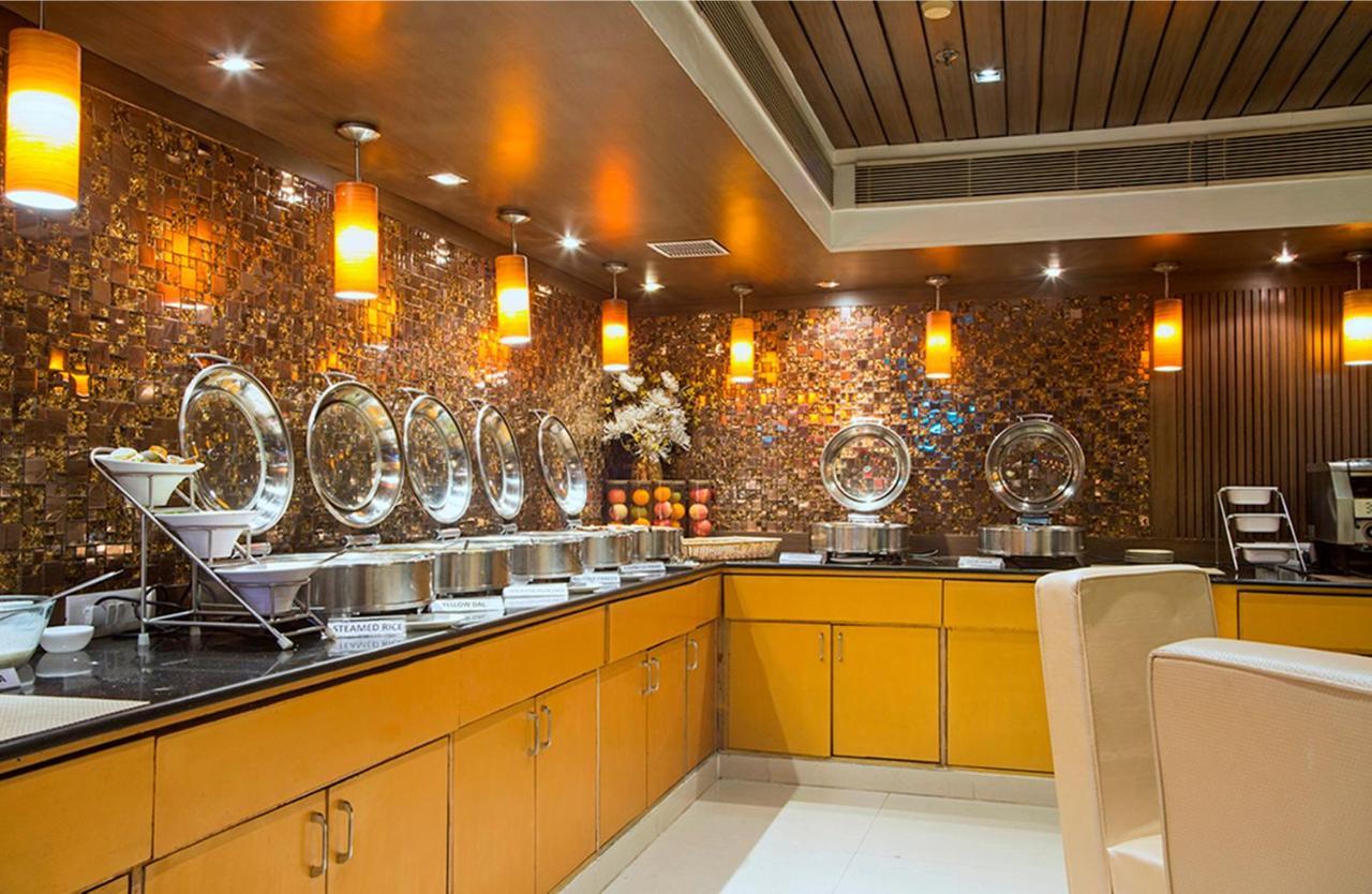 Hotel Shanti Palace Mahipalpur New Delhi Eksteriør bilde